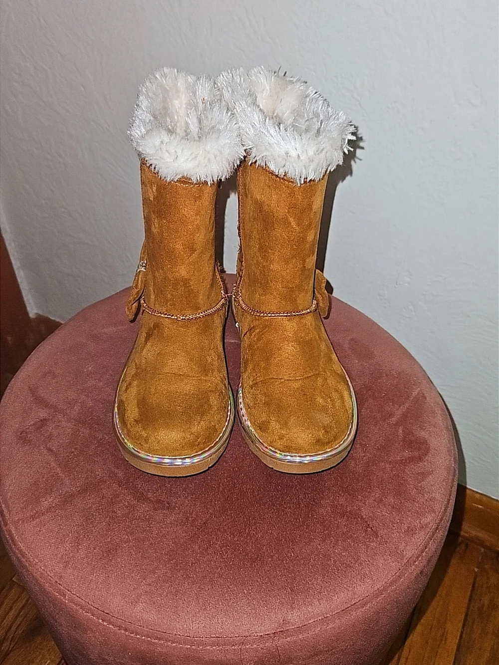 Girls' boots
